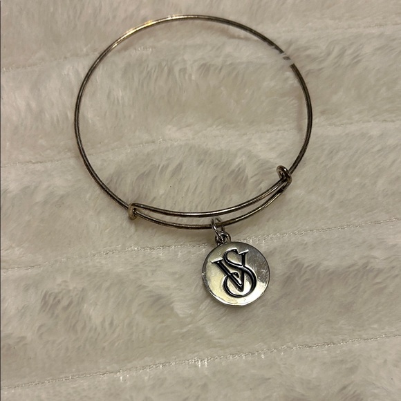 Rare Victoria Secret VS Silver Charm Bracelet - Picture 3 of 13
